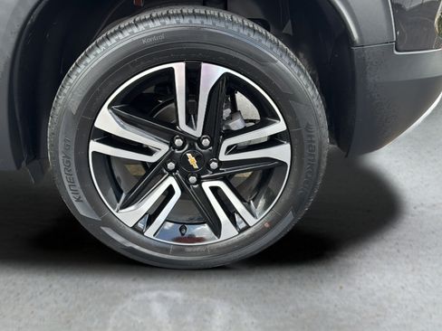 Used 2023 Chevrolet TrailBlazer LT w/ Convenience Package AWD/4WD image 18