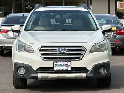 Used 2016 Subaru Outback 2.5i Limited AWD/4WD image 10