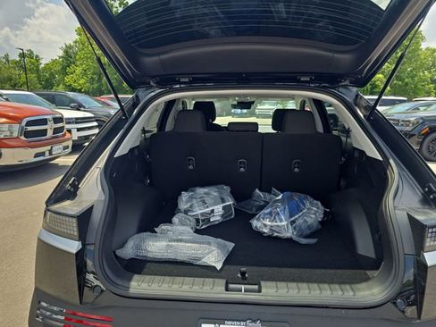 New 2025 Hyundai Ioniq 5 SE image 22