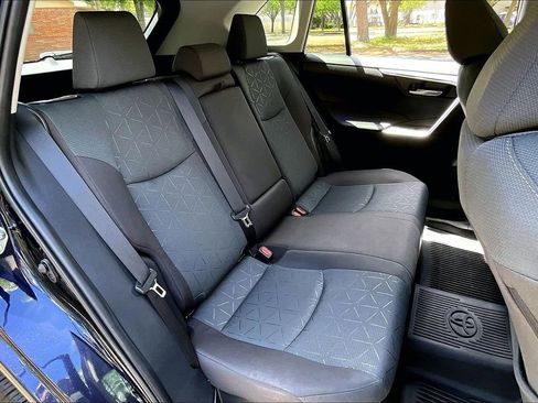 Used 2025 Toyota RAV4 XLE w/ Convenience Package AWD/4WD image 22