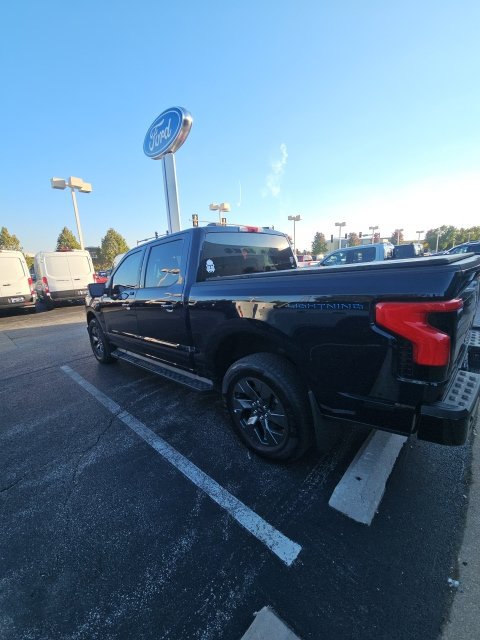 Used 2025 Ford F150 Lightning Flash AWD/4WD image 5