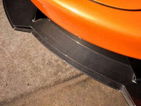 Used 2024 McLaren 750S Spider image 9