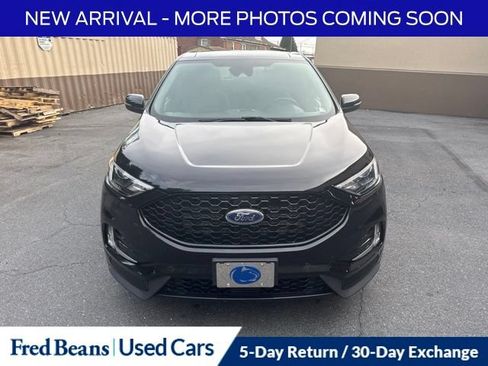Used 2020 Ford Edge ST-Line w/ Cold Weather Package AWD/4WD image 3