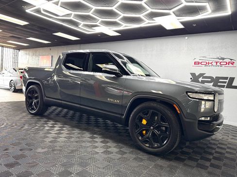 Used 2022 Rivian R1T Launch Edition image 1