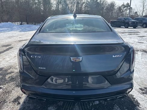 Used 2021 Cadillac CT4 V image 9