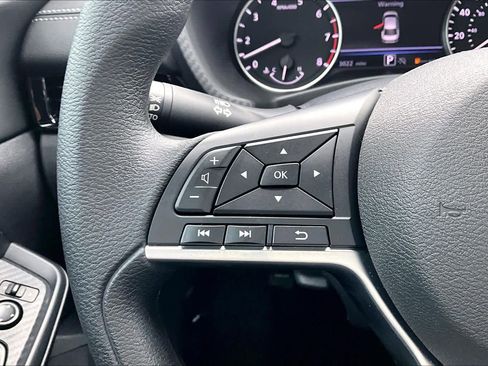 Certified 2024 Nissan Sentra SV w/ Lighting Package FWD image 23