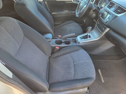 Used 2015 Nissan Sentra SV FWD image 15