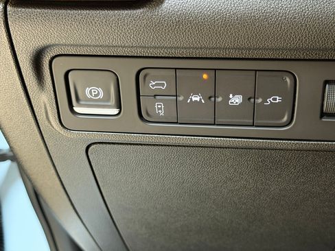 Used 2025 GMC Hummer EV 3X image 18