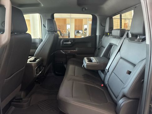 Used 2022 Chevrolet Silverado 1500 LTZ AWD/4WD image 32