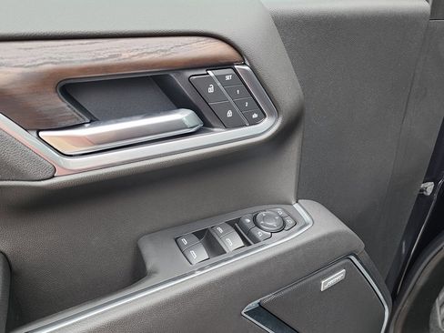 New 2026 GMC Sierra 1500 SLT w/ SLT Premium Plus Package image 15