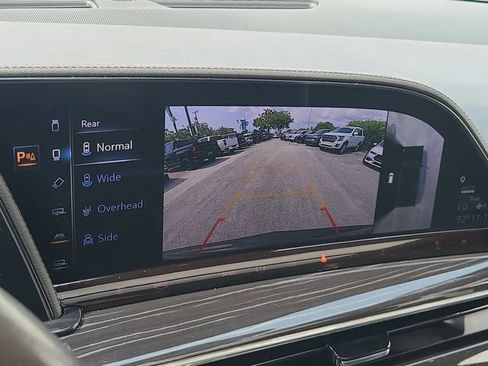 Used 2024 Cadillac Escalade Sport AWD/4WD image 31