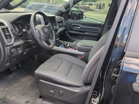 Used 2023 RAM 1500 Big Horn AWD/4WD image 4
