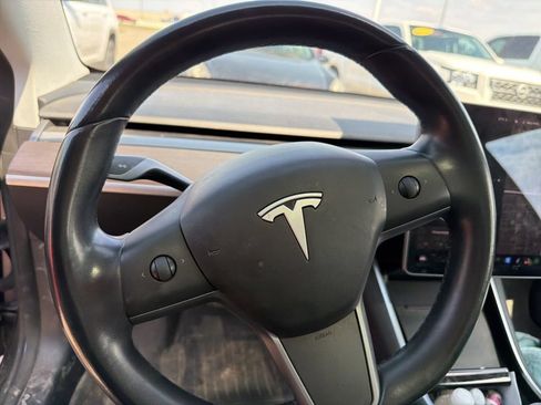 Used 2018 Tesla Model 3 Long Range AWD/4WD image 12