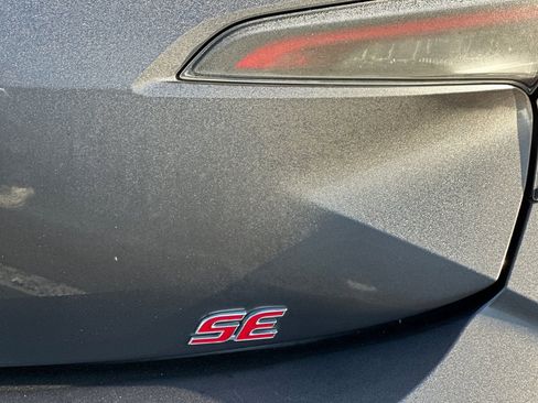 Used 2022 Toyota Corolla SE w/ SE Preferred Package image 50