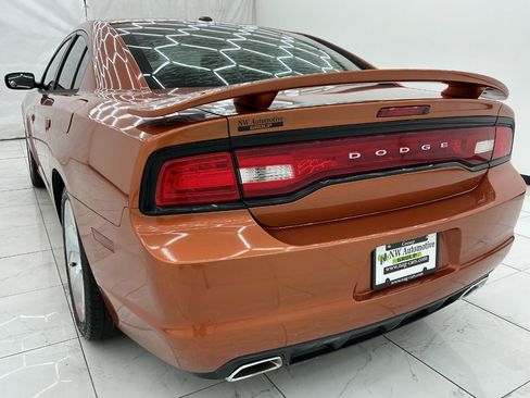 Used 2011 Dodge Charger R/T RWD image 9