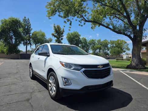 Used 2019 Chevrolet Equinox LS AWD/4WD image 1