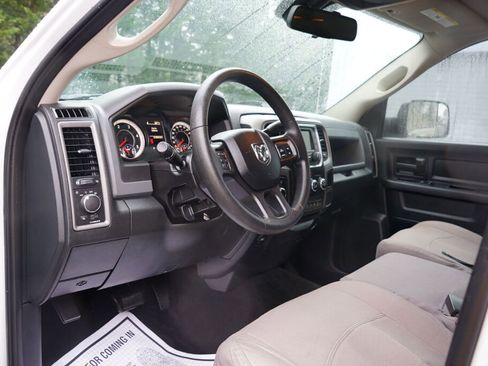 Used 2016 RAM 2500 Tradesman w/ Chrome Appearance Group image 12