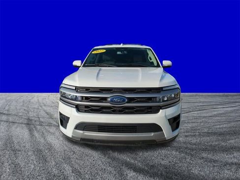 Certified 2022 Ford Expedition Max XLT RWD image 9