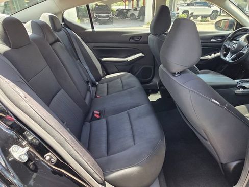 Used 2024 Nissan Altima 2.5 SV w/ SV Premium Package FWD image 14