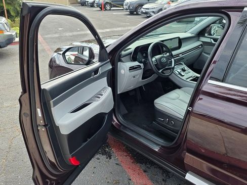 Certified 2024 Hyundai Palisade SEL image 39