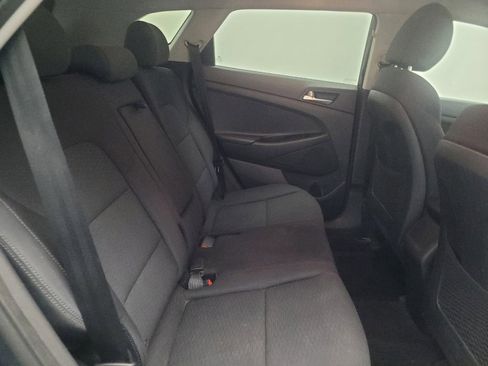 Used 2019 Hyundai Tucson SE FWD image 19