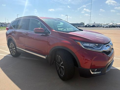 Used 2018 Honda CR-V Touring image 4