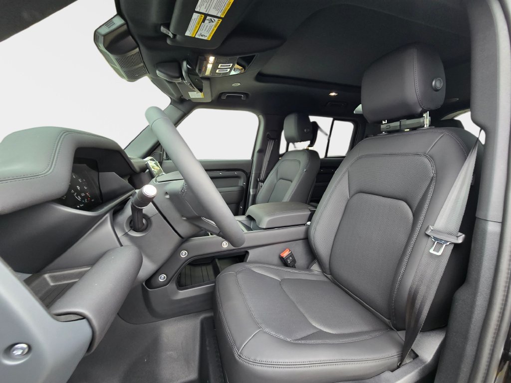 New 2026 Land Rover Defender 110 X-Dynamic SE AWD/4WD image 15