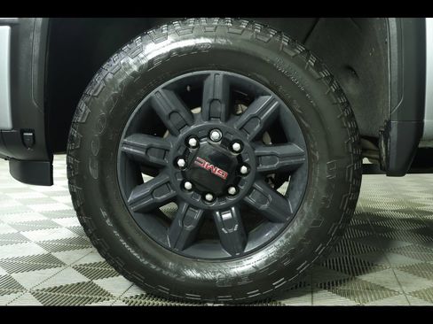 Used 2024 GMC Sierra 2500 AT4 w/ Technology Package image 13
