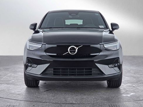 Used 2023 Volvo C40 P8 Recharge Ultimate image 8