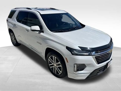 Used 2023 Chevrolet Traverse High Country AWD/4WD image 5