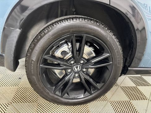 Used 2025 Honda HR-V EX-L image 32