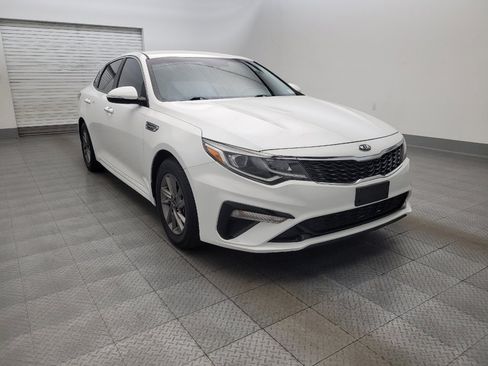 Used 2020 Kia Optima LX FWD image 13