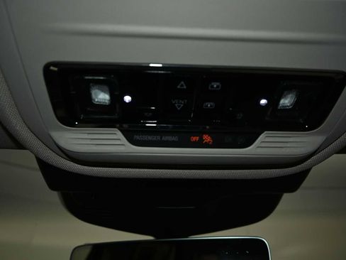 Used 2023 Lincoln Aviator AWD w/ Premium Package image 16