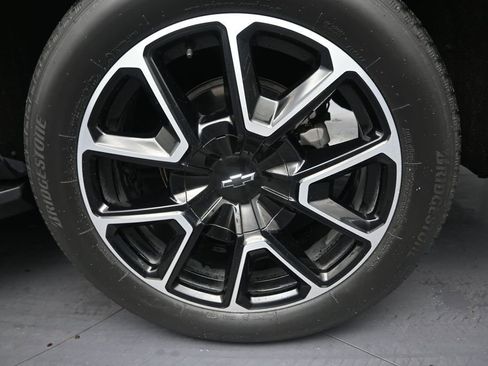 Used 2023 Chevrolet Tahoe RST w/ Luxury Package RWD image 10