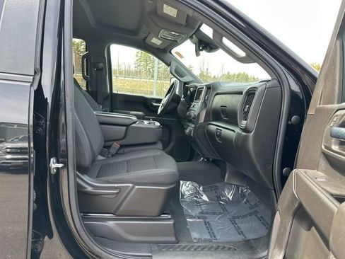 Used 2024 Chevrolet Silverado 2500 Custom w/ Custom Value Package AWD/4WD image 12