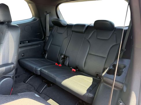 Used 2025 Kia Telluride EX X-Line AWD/4WD image 17