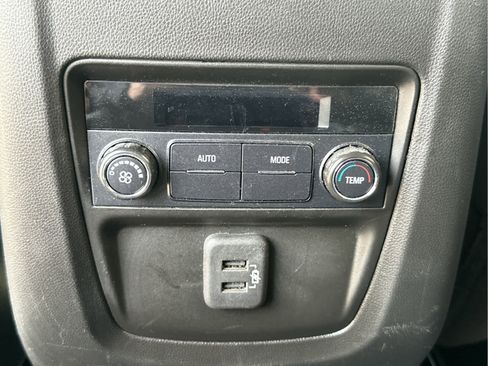 Used 2022 Buick Enclave Essence w/ Experience Buick Package image 47