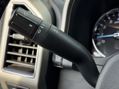 Used 2022 Ford F250 Lariat w/ Tremor Off-Road Package image 22