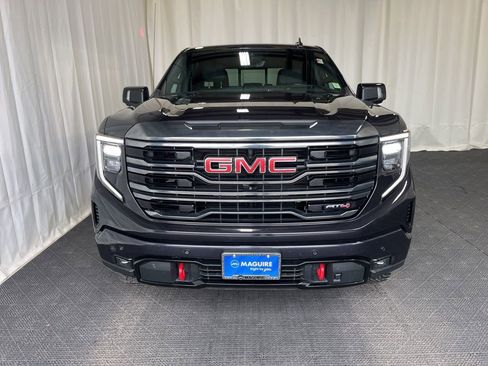 Used 2022 GMC Sierra 1500 AT4 w/ AT4 Premium Package AWD/4WD image 23