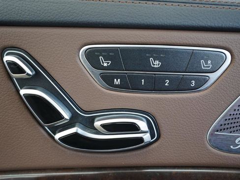 Used 2020 Mercedes-Benz S 450 Sedan image 29