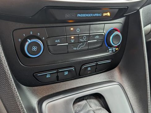 Used 2019 Ford Transit Connect XL image 27