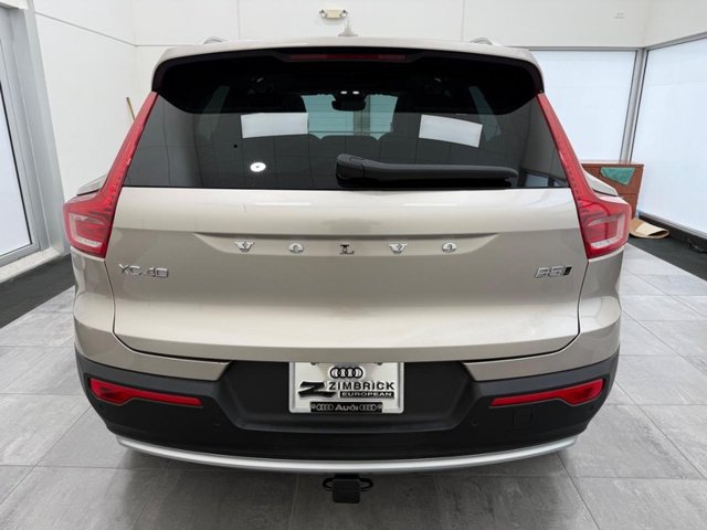 Used 2023 Volvo XC40 B5 Ultimate w/ Climate Package AWD/4WD image 3