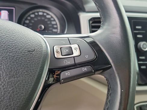 Used 2018 Volkswagen Atlas SEL FWD image 23