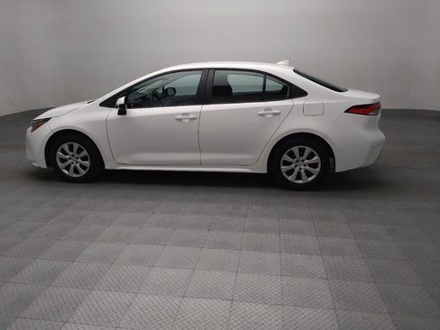 Used 2021 Toyota Corolla LE w/ Carpet Mat Package (TMS) FWD image 3