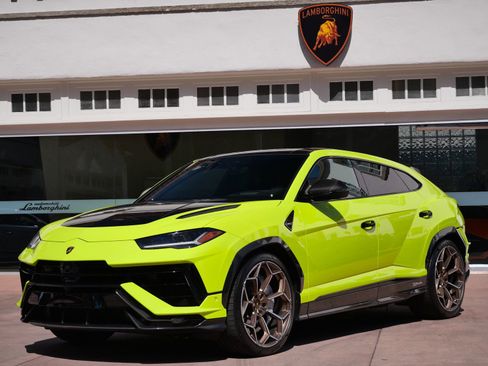 Used 2024 Lamborghini Urus Performante AWD/4WD image 15