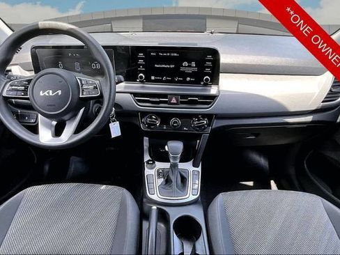 Used 2024 Kia Seltos LX AWD/4WD image 14
