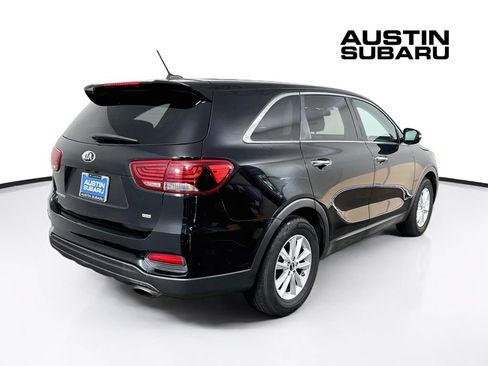 Used 2019 Kia Sorento L FWD image 7