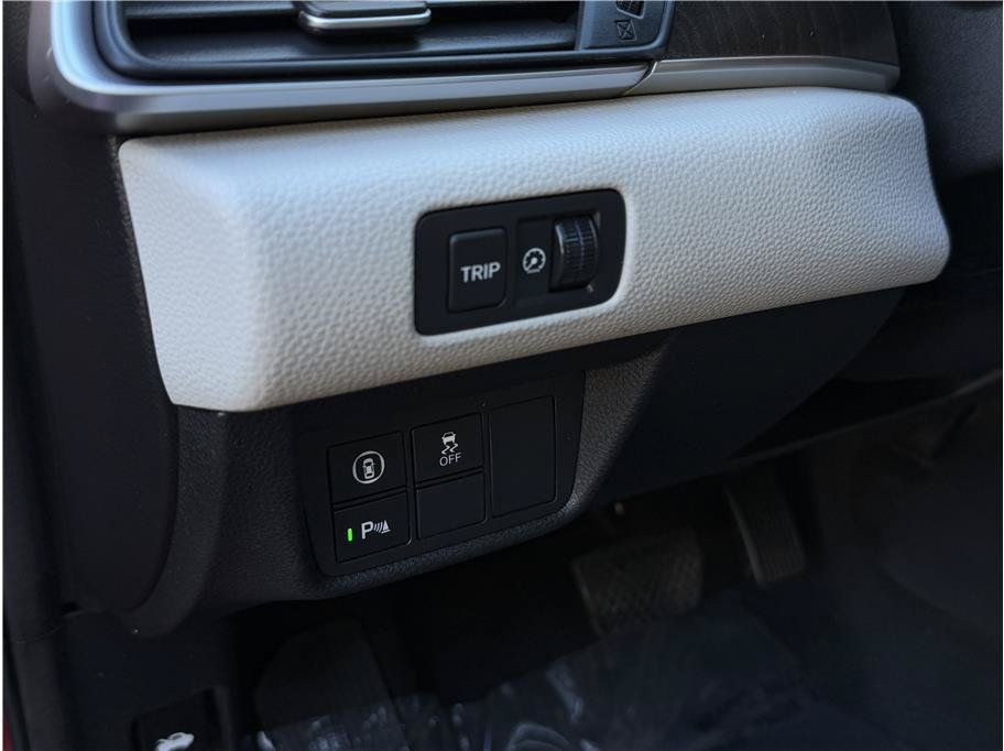 Used 2021 Honda Accord EX-L image 24