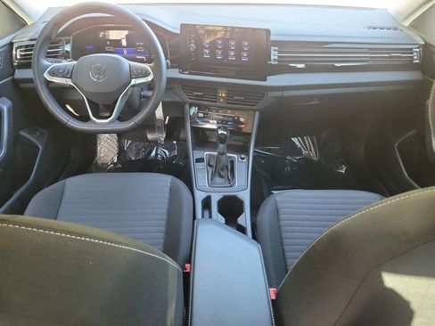 Used 2025 Volkswagen Jetta S image 2