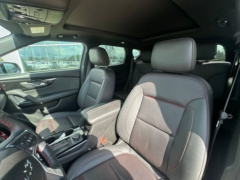 Used 2024 Chevrolet Blazer RS w/ Driver Confidence II Package image 11